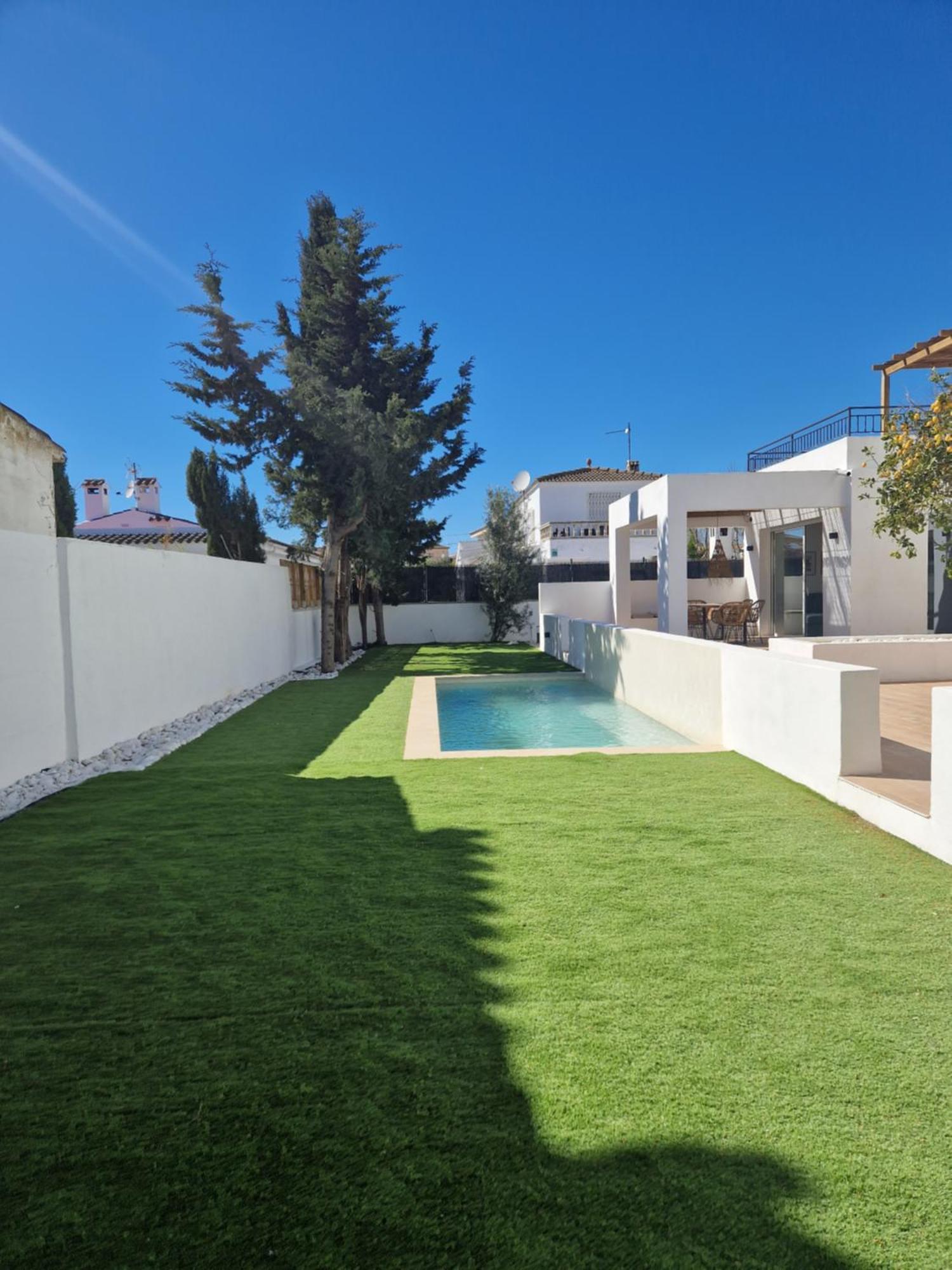 Gorgot P1 I Apartamento Con Terraza Y Piscina Comunitaria Cerca De La Playa Empuriabrava Esterno foto